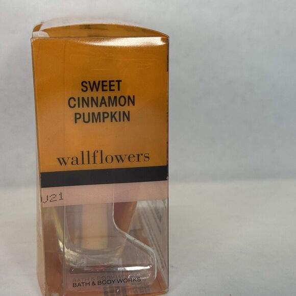 Bath & Body Works Sweet‎ Cinnamon Pumpkin Wallflowers Fragrance Refill 2 Pack - Picture 4 of 8
